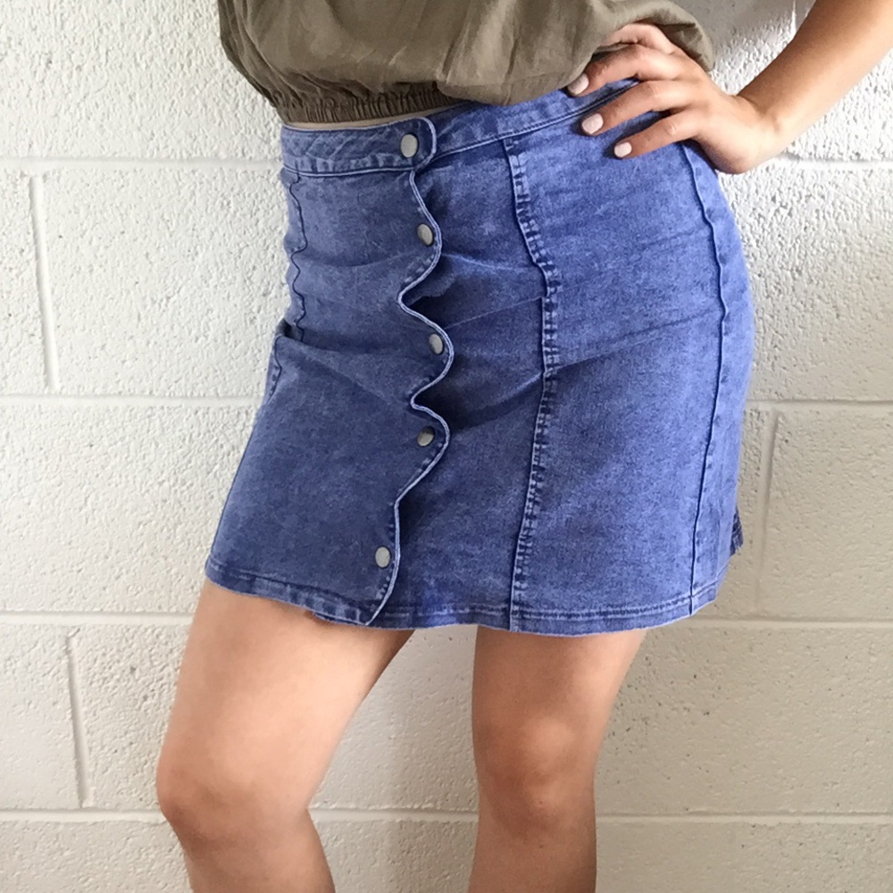Blue Button Down skirt - Picture 4 of 5